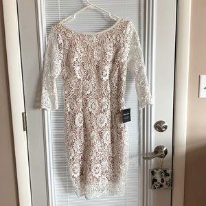 Beautiful long sleeve creamy lace 3/4 sleeve dress.